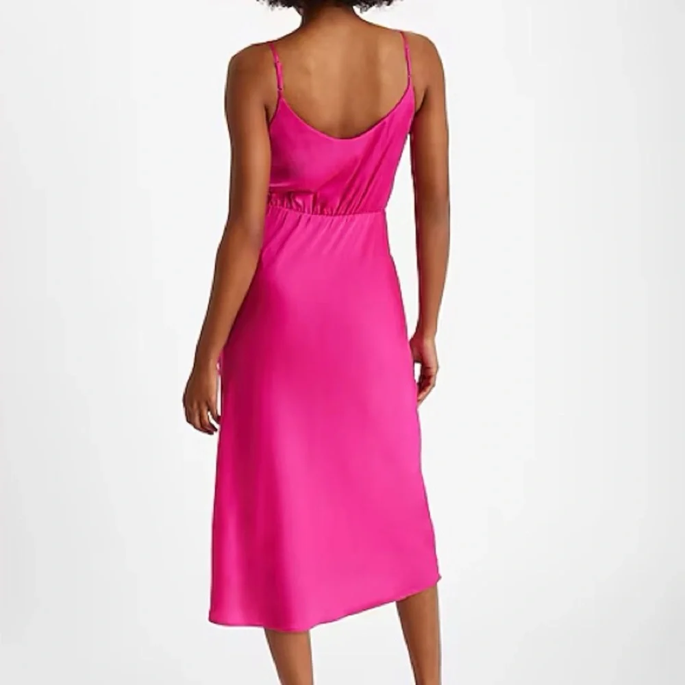 Express women’s medium Satin V-Neck Sleeveless Tie Waist Surplice Midi Dress - Picture 3 of 16